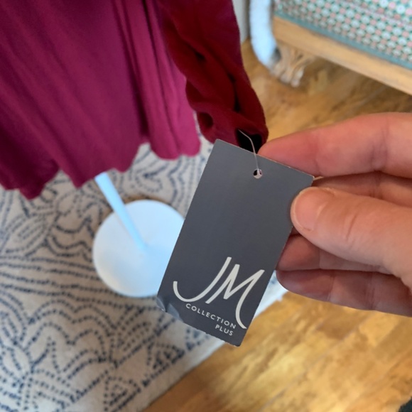 JM collection plus size scoop neck tee/tunic‎ in cherry pie. NWT. Retail 43 - Picture 3 of 5